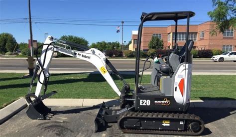 3 ton mini excavator specs|bobcat mini excavator specifications.